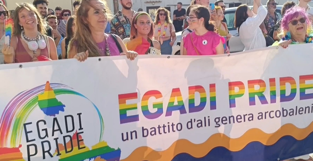 Legadi Pride Colora Di Solidariet E Diritti Civili Lisola Di