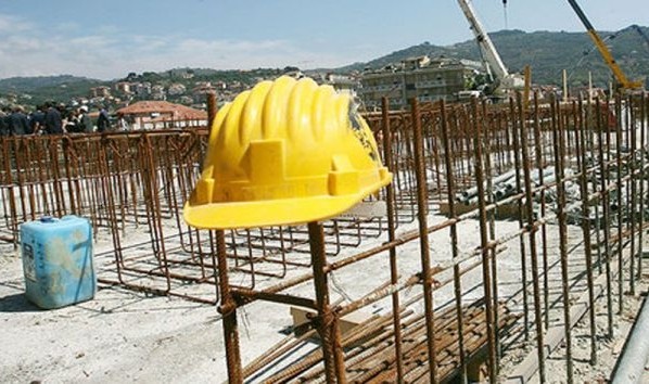 Caro materiali, Sicilia rischia la paralisi, 755 cantieri appesi a un filo