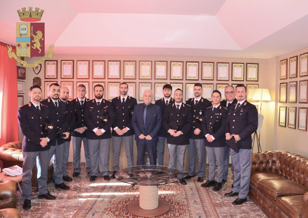 POLIZIOTTI-NUOVI