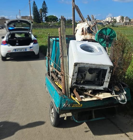 Trapani. Sorpreso a scaricare rifiuti senza patente né assicurazione, veicolo confiscato