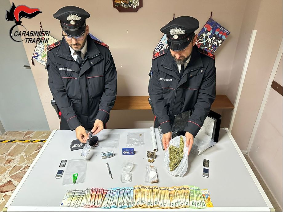 Castelvetrano, un’officina abusiva e droga, arrestato 47enne