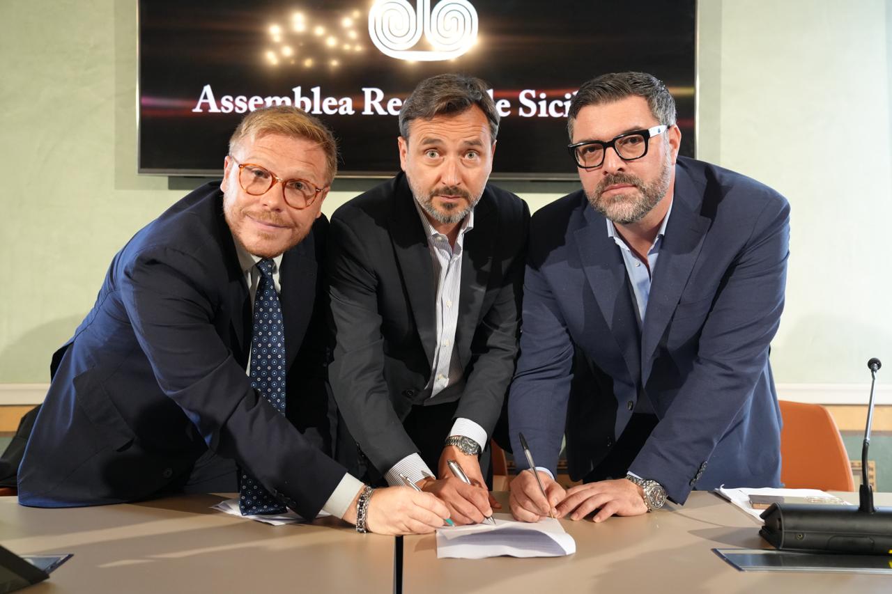 L’opposizione sfida Schifani: mozione di sfiducia prima della Finanziaria all’Ars (VIDEO)