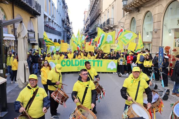 Lotta alla burocrazia: agricoltori Coldiretti a Palermo chiedono subito 20 milioni per l’acqua