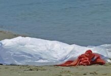 Cadavere in mare alla Colombaia, mistero sul litorale di Trapani